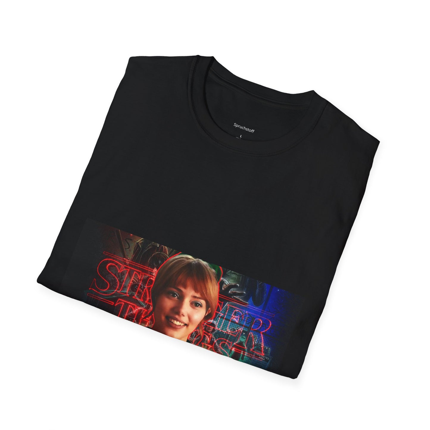 Chrissy Stranger Things (Unisex Softstyle T-Shirt)