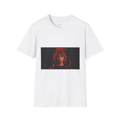 Robin Stranger Things (Unisex Softstyle T-Shirt)