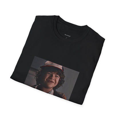 Dustin Stranger Things (Unisex Softstyle T-Shirt)