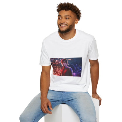 Jonathan Stranger Things (Unisex Softstyle T-Shirt)