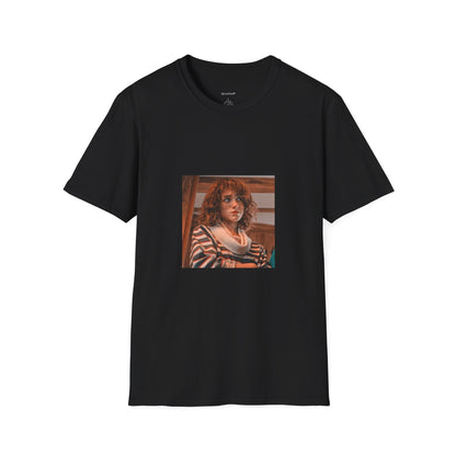 Nancy Stranger Things (Unisex Softstyle T-Shirt)
