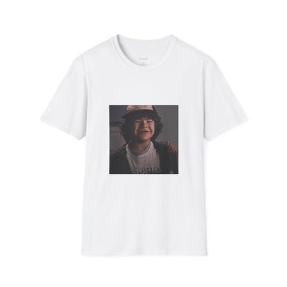 Dustin Stranger Things (Unisex Softstyle T-Shirt)